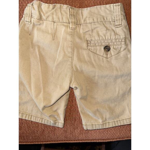 TOMMY HILFIGER SHORTS size 4 - Picture 2 of 3